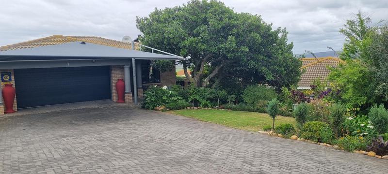 3 Bedroom Property for Sale in Reebok Western Cape